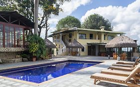 El Edén Country hotel y Club Residencial